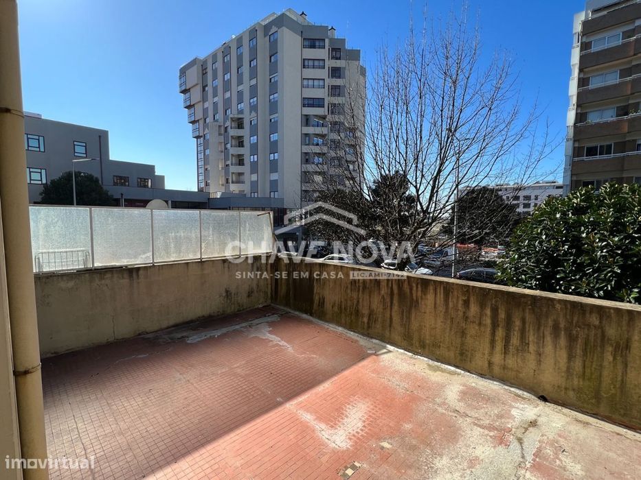 T1 c/ Terraço em Santa Marinha