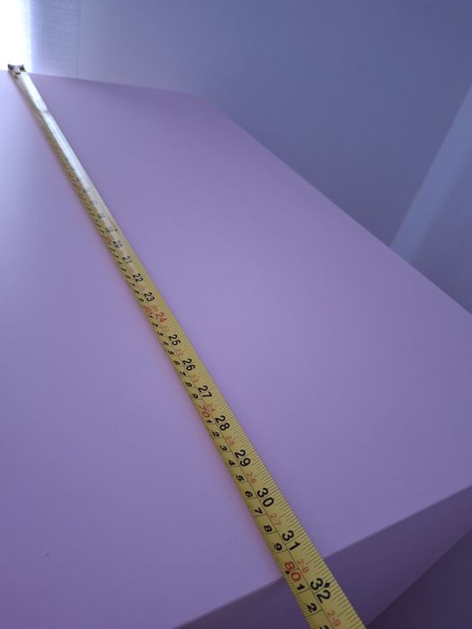 Armário IKEA rosa para quarto de criança