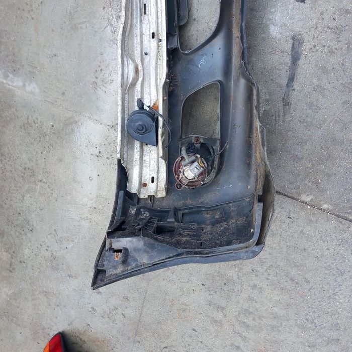 Para choques bmw e46 pack m precisa reparação