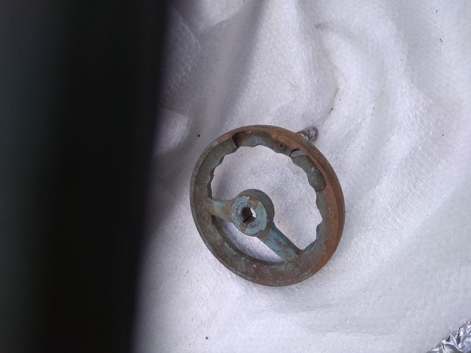 Змащувальний насос до фрезерного верстата