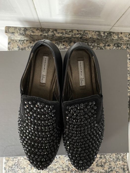 Sapatos pretos Tosca Blue