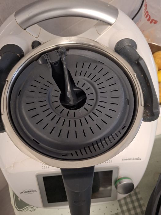 Bimby TM6 Usada – Com Acessórios e Livro | Funciona Perfeitamente