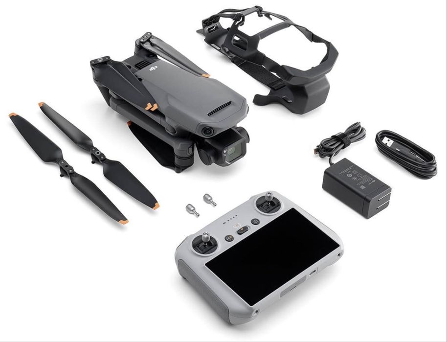 Квадрокоптер DJI Mavic 3 Fly More Combo
