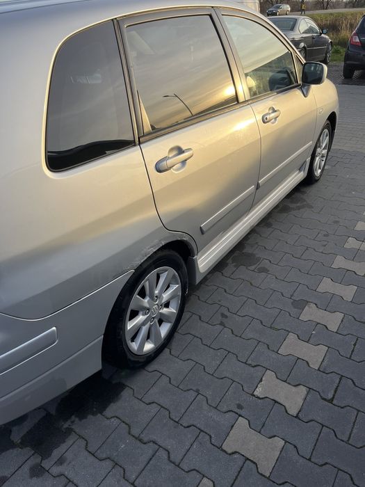 Suzuki liana 2004r. Aut . silnik 1.6 Benzyna/lpg