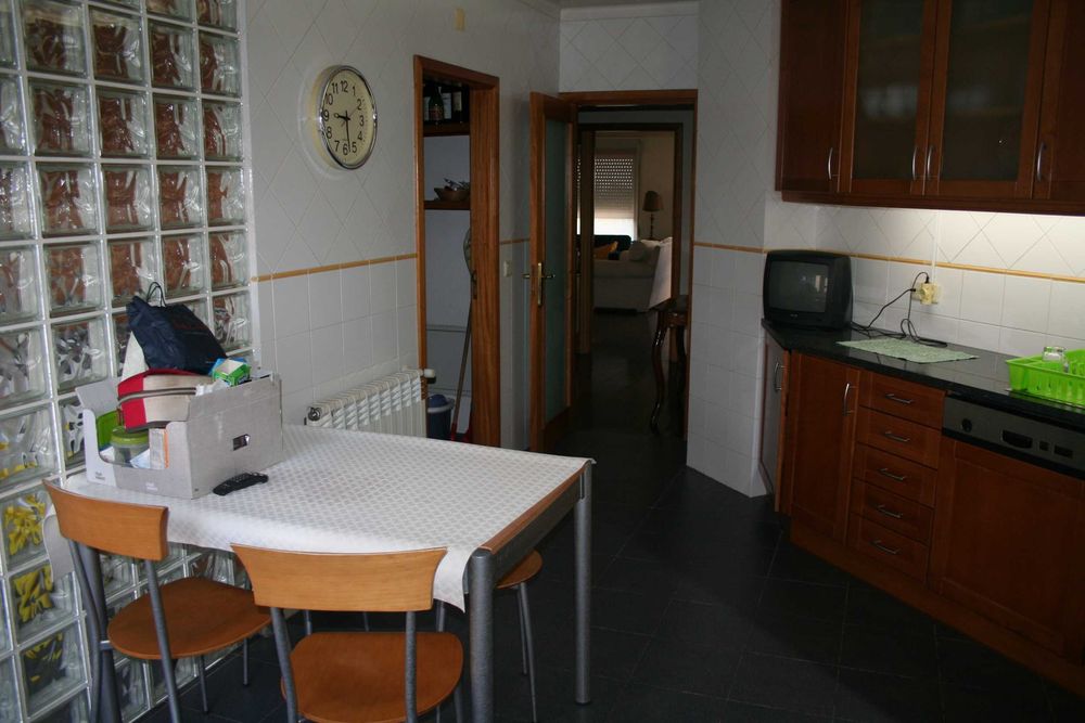 Quarto individual a 100 m do CHUC, em Coimbra