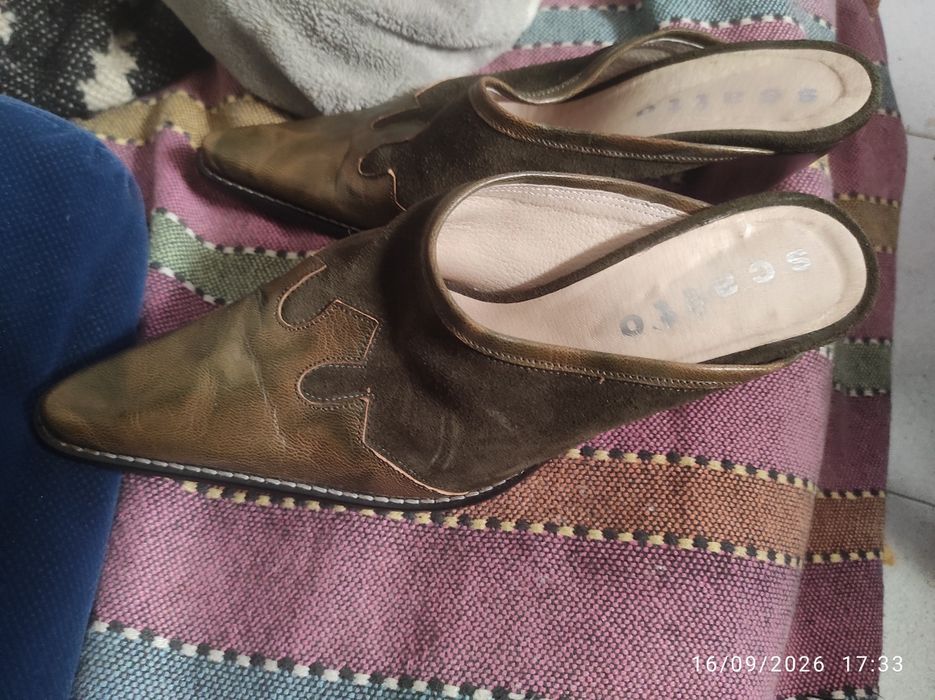 Sapatos tipo socas