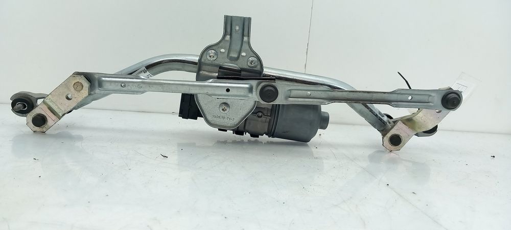 Motor limpa vidros frente PEUGEOT 208