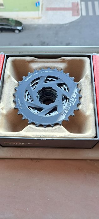 Cassete sram force 12v  10-28