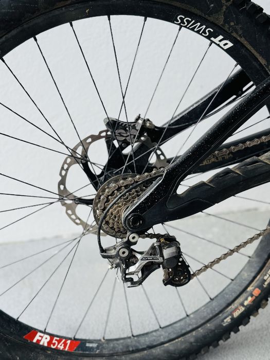 Pivot Phoenix DH tam M