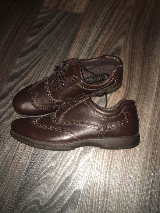 Продам туфлі фірми AIR Fly