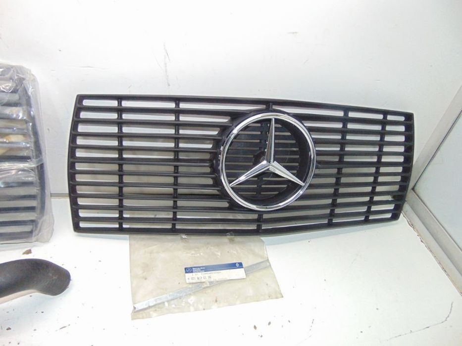 Mercedes grelhas e vário material
