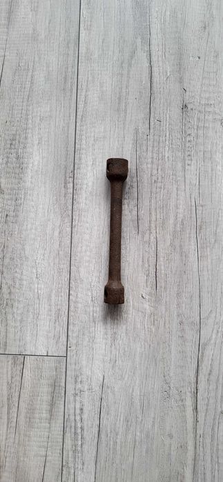 Klucz rurowy nasadowy 19-22 czasów PRL prod zsrr