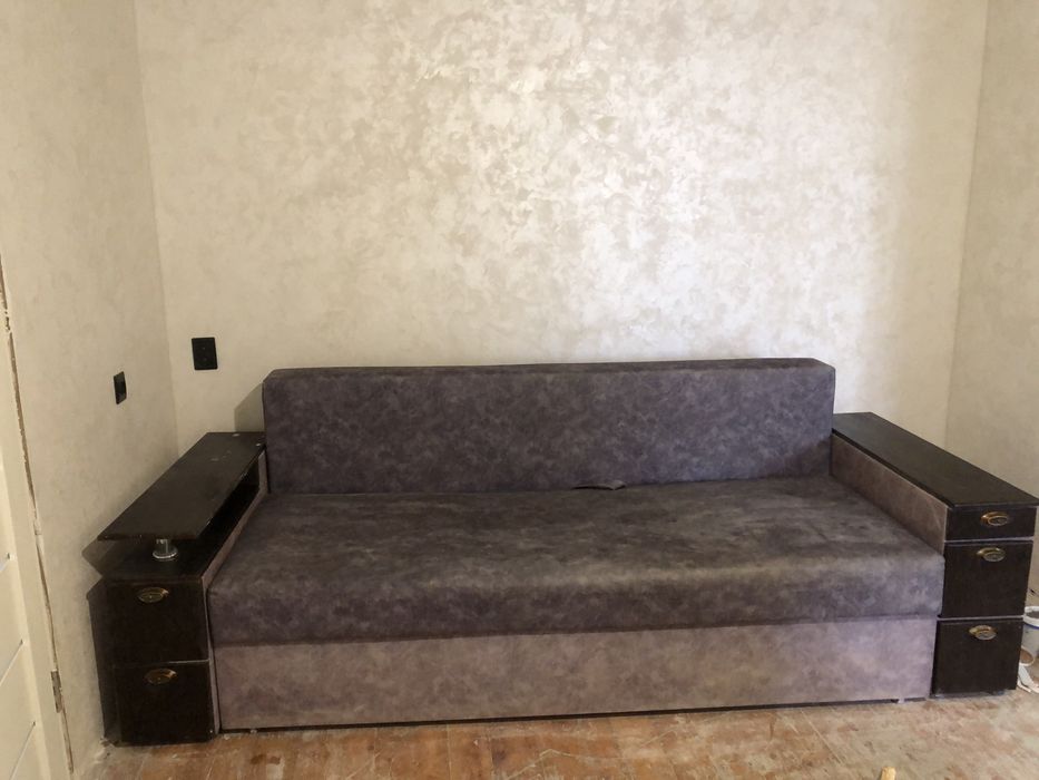 Продам хороший диван б/у