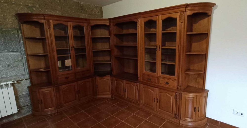 móvel de sala\salão em madeira carvalho