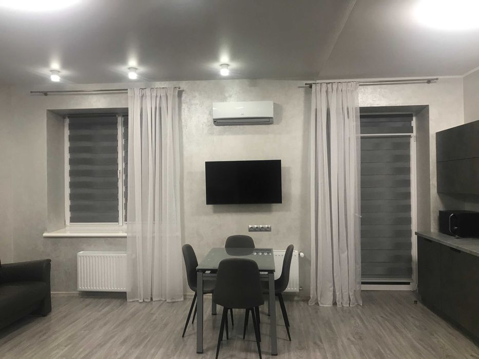 Центр, ЖК Театральний, погодинно, подобово