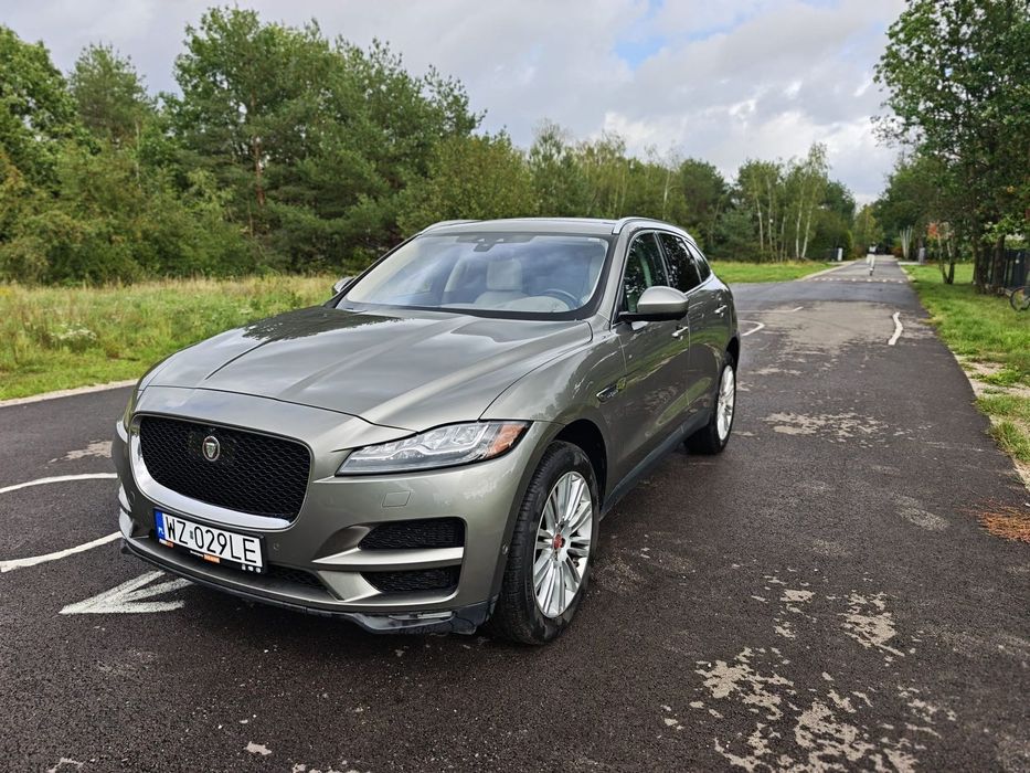 Jaguar F-Pace
