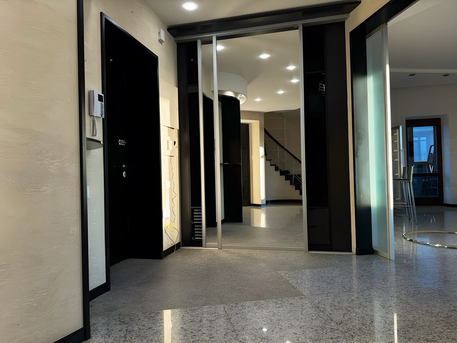 Многокомнатная квартира по адресу Куликово поле пл. (площадь 240 м²) - Atlanta.ua - фото 5