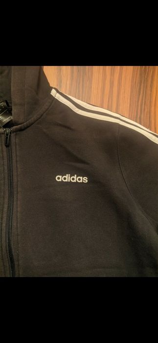 Casaco Adidas preto e branco
