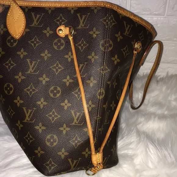 Bolsa Louis Vuitton Monograma