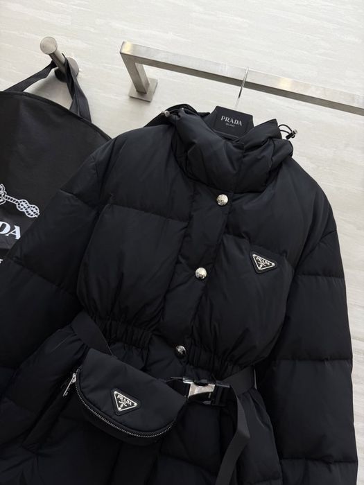 Куртка жіноча Prada ( Нова )