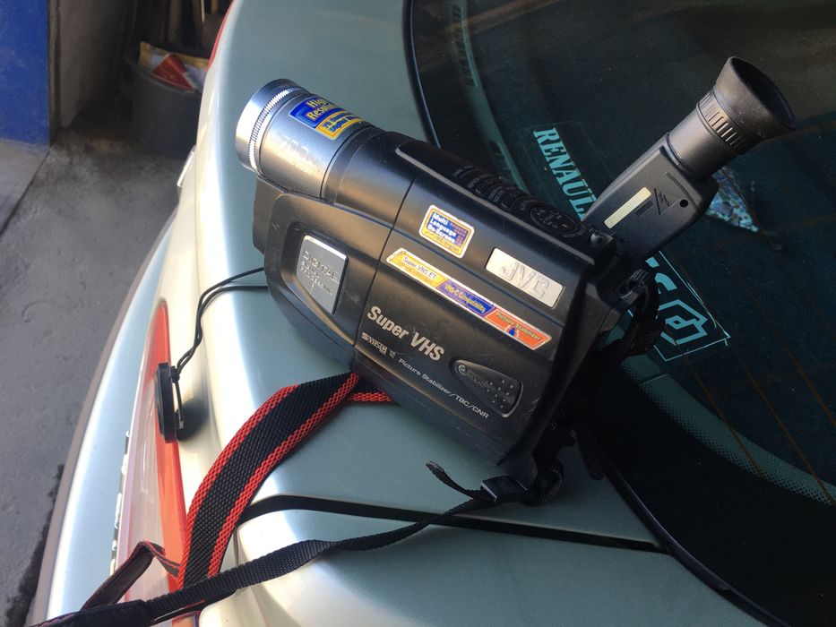 Відеокамера JVC SuperVHS