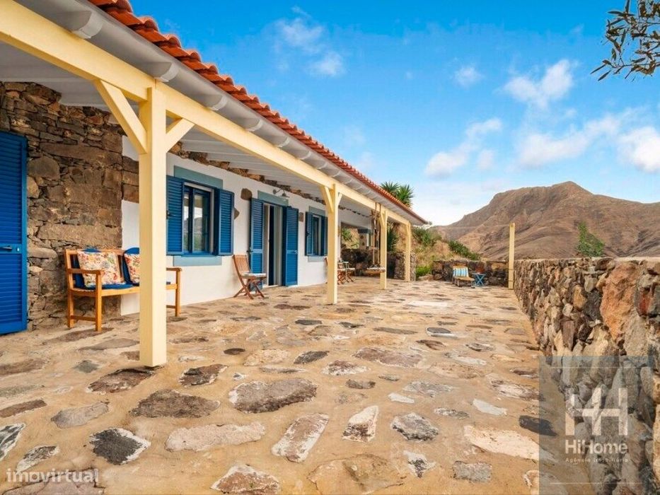 Um Refúgio Exclusivo no Coração da Natureza - Porto Santo
