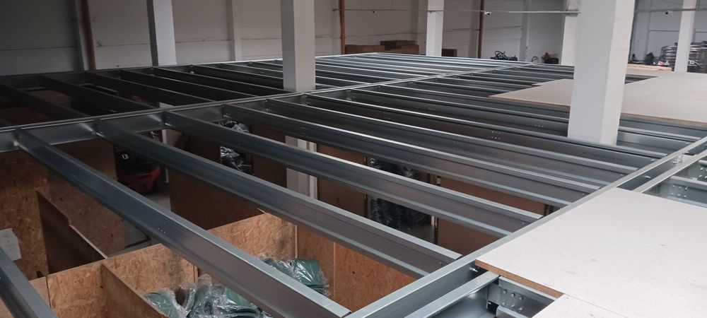 Pomosty magazynowe podesty przemysłowe antresole 150m2 - 350kg/m2