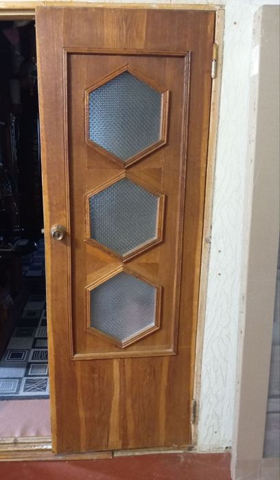 Продам двери шпонированные СССР б/у
