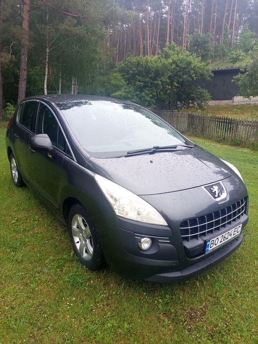 Продам автомобіль Пежо 3008