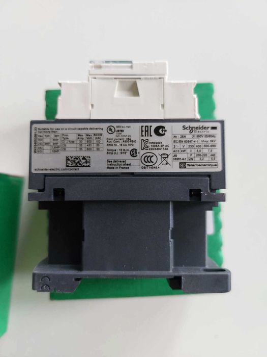 Stycznik mocy 4P 12A 2Z 2R 24V AC SCHNEIDER LC1D128B7 - Wysyłka