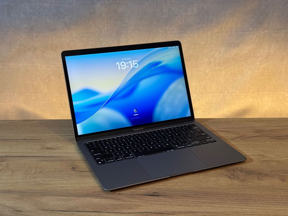 【美品】MacBook Air 2020 M1/8GB/256GB_SLV_2 Купить б/у Apple MacBook Air 13, 2020 (256GB) M1 — цены ⚡, отзывы