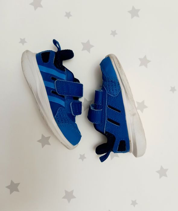 Кросівки від adidas