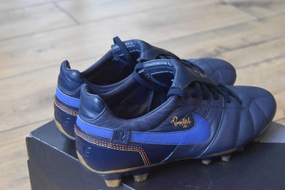 Korki Nike Ronaldinho r.38,5