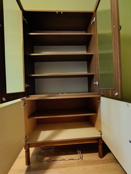 Solidna Brązowa Meblościanka Segment