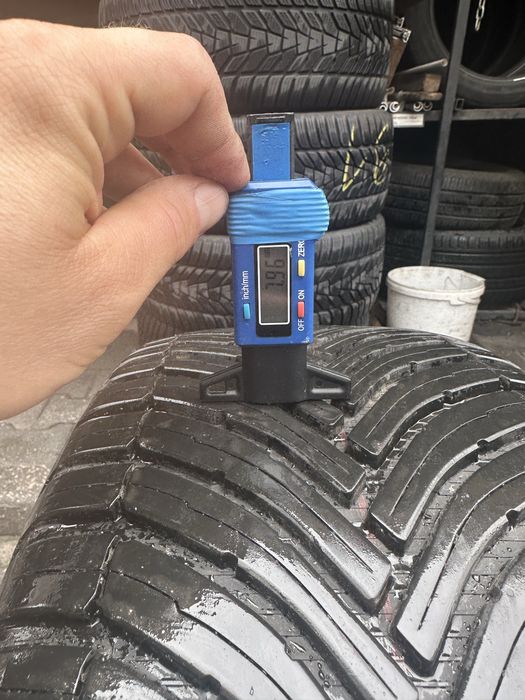 Opona pojecyncza 245/40/20  Bridgestone