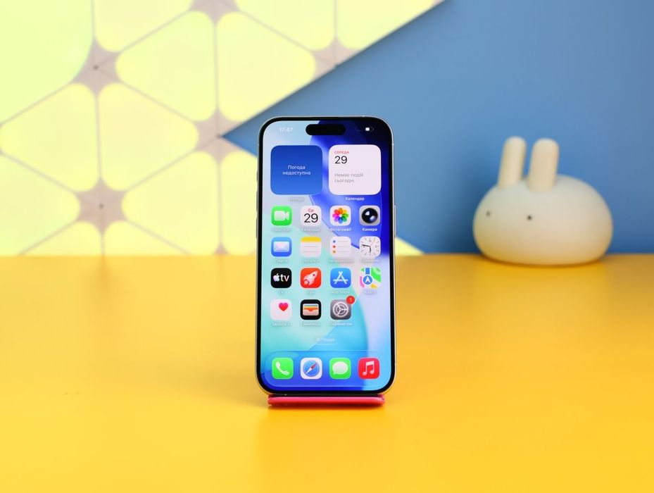 Смартфон Apple iPhone 15 Pro 256GB White (172839) Б/У З ГАРАНТІЄЮ