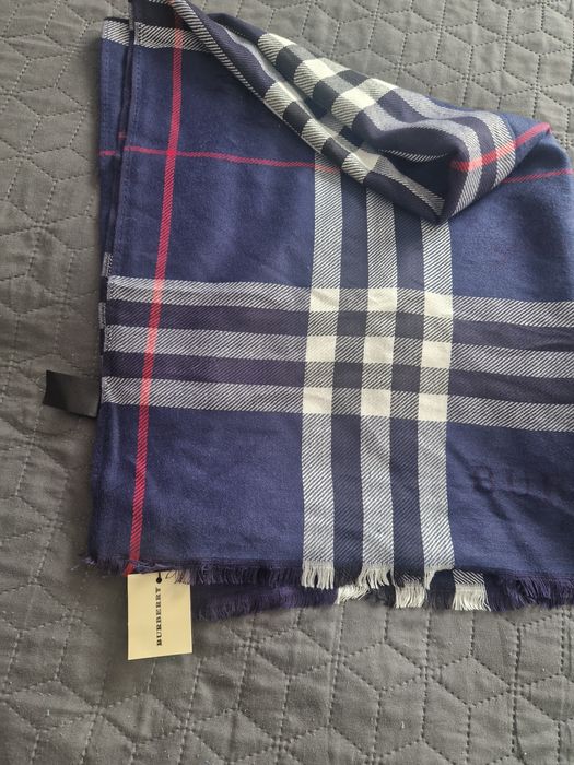 Палантин Burberry