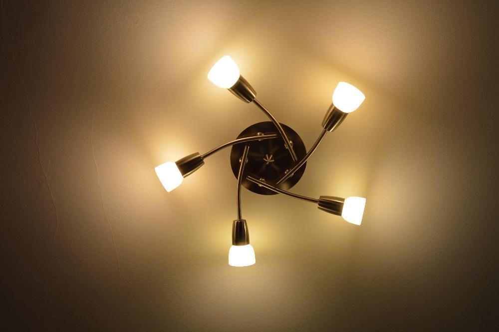Candeeiro de sala e apliques