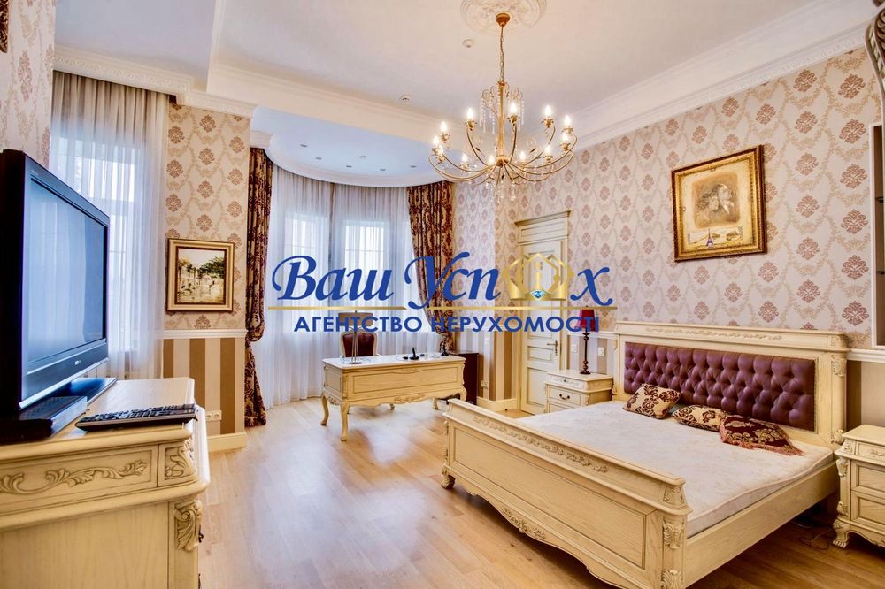 Оренда будинка , резиденція з виходом на фарватер р. Дніпро.