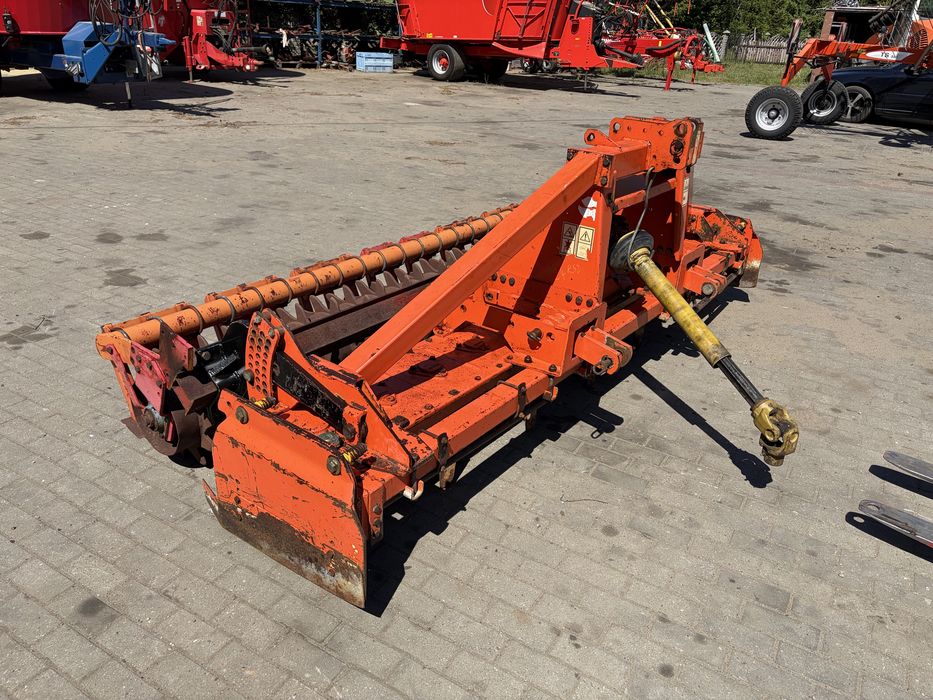 Brona aktywna wirowa wirnikowa Maschio DC 3000 3 m wał packera agregat aktywny