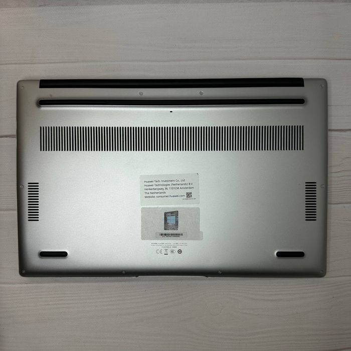 Ігровий ноутбук Huawei MateBook D15 | i3-10110U | SSD 256 | DDR4 8GB