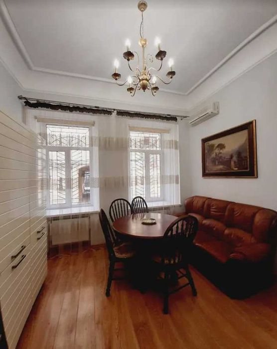 Довготривала оренда 2к квартири на вул. Рішельєвська