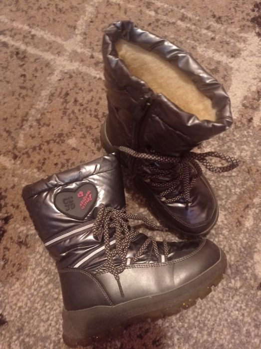 Зимові сапожечки на дівчинку, 29 розмір.