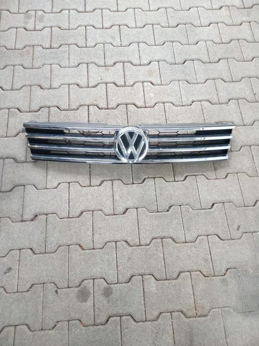VW touareg 7p lift 2014-18 rok grill atrapa