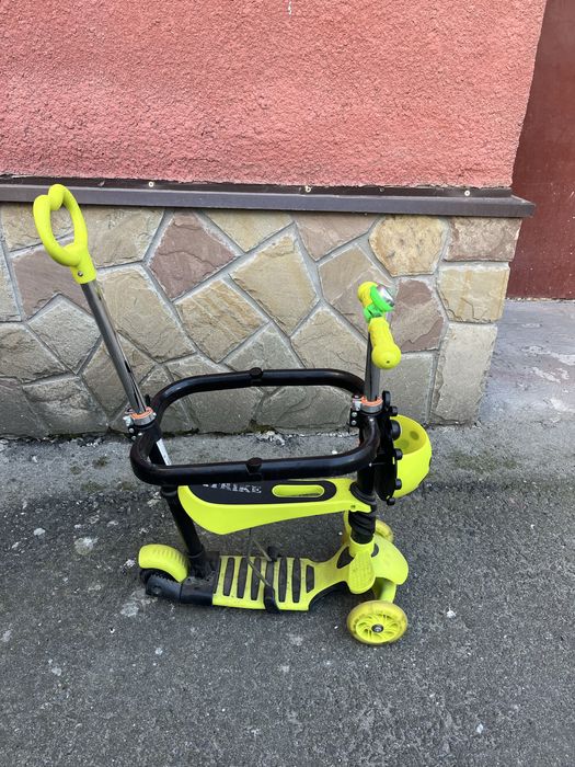 Машинка толокар-штовхач, самокат