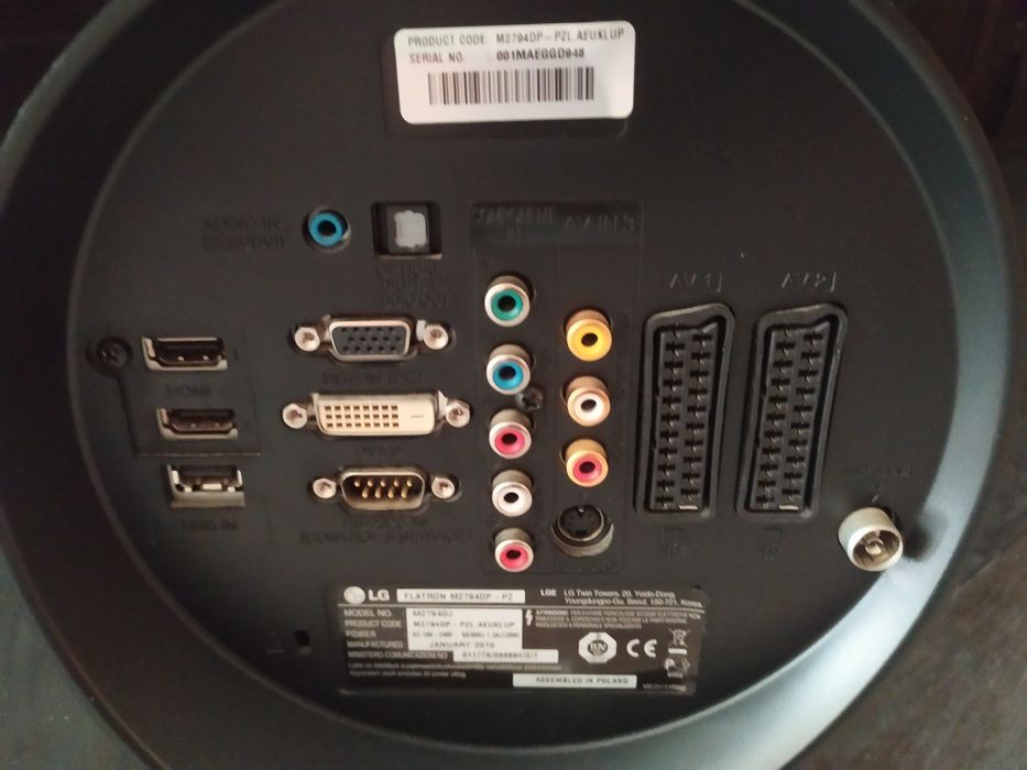 televisões avariadas para recuperação ou peças