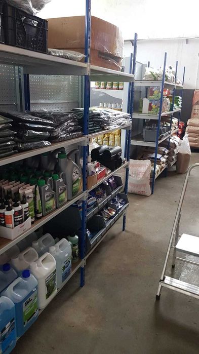 Racks para armazém-geral (Estamos na Ericeira mas enviamos para todo o país)