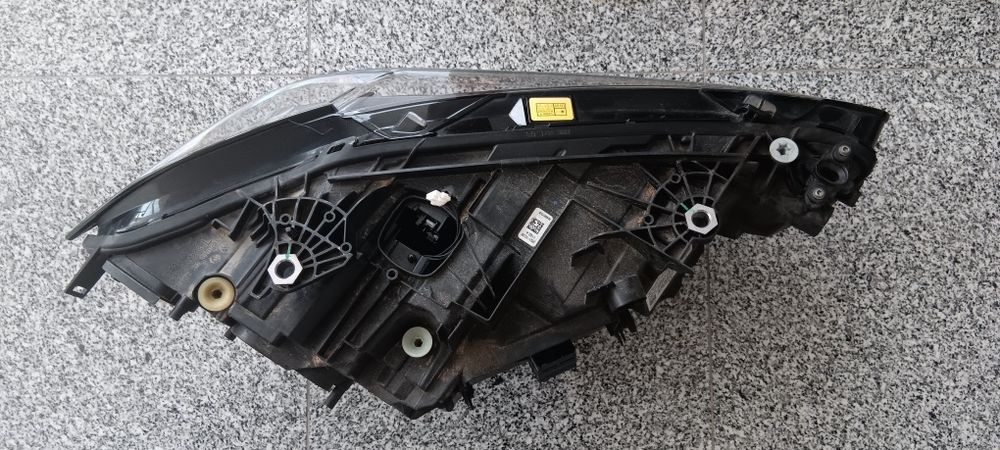 Ótica BMW i4/4/M4/M3 Laserlight Shadowline esquerda