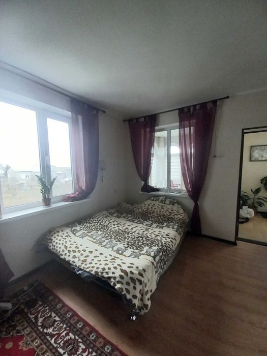 Продається 2-поверховий будинок у смт. Великодолинське (СК "Схід").