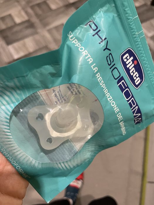 Пустушка фірмова Chicco/ соска дитяча